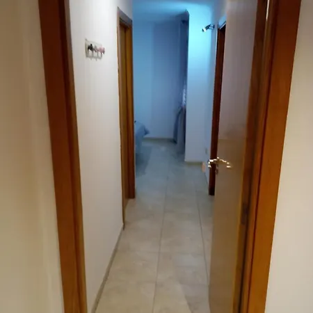 Apartamento Denia-centrico-10 Minutos De La Playa *